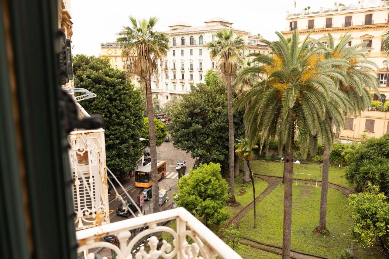 Amedeo Suite - Il Salotto Di Napoli Bagian luar foto
